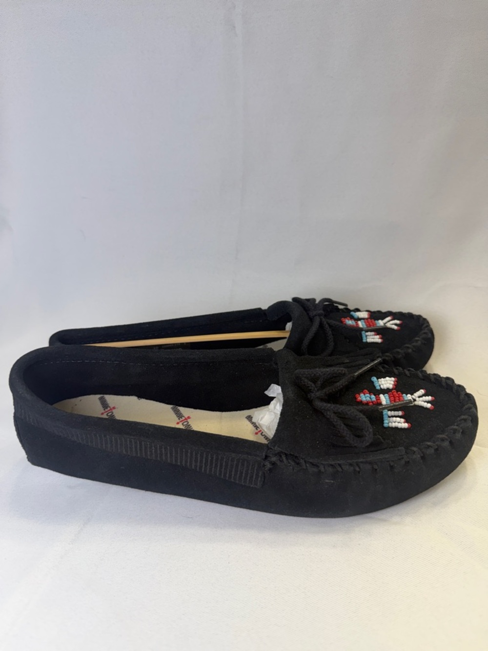 Minnetonka  MinnetonkaThunderbird Animikii Moccasins  black suede new 10
